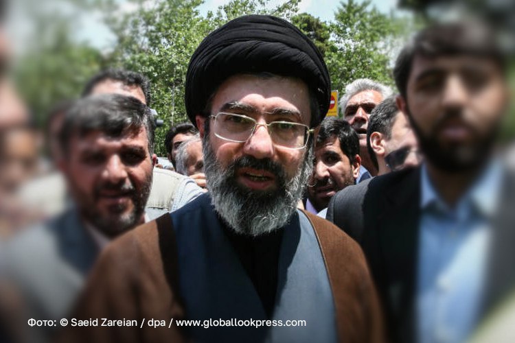 Кремль отказался комментировать сообщения о приезде Хаменеи в Москву