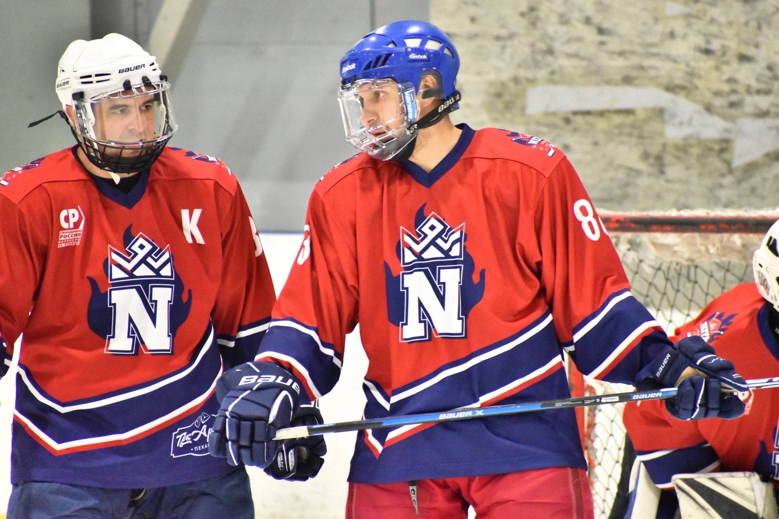 Сегодня — решающий матч!. Сегодня в 19:45 в ЛД «Татнефть Арена Нижнекамск» — финал дивизиона 40+ Восточной конференции Республики Татарстан Ночной хоккейной лиги