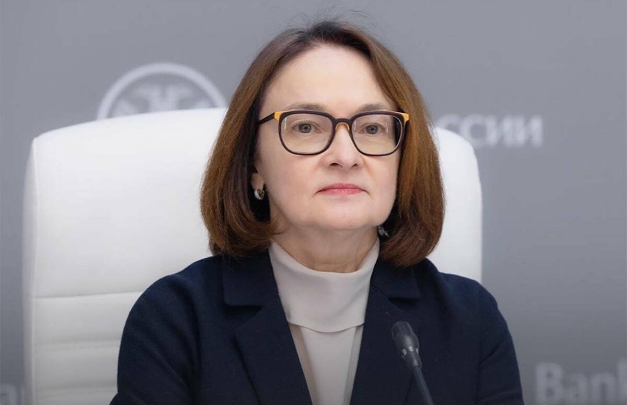 Центробанк снизил ключевую ставку до 15%