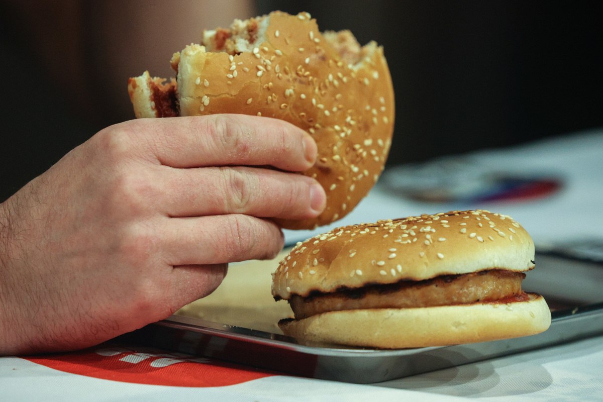 Геннадий Онищенко предупредил о риске эпидемии ожирения в России