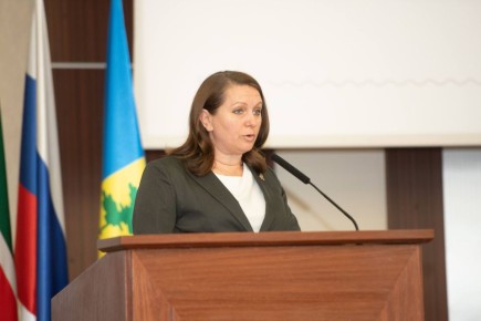 На «Деловом понедельнике» начальник Управления дошкольного образования Светлана Андрианова рассказала о планах и особенностях комплектования детских садов Нижнекамска на следующий учебный год