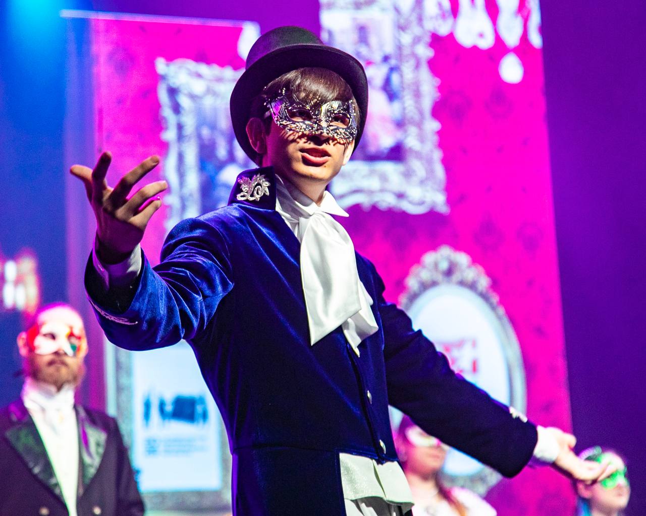 В Нижнекамске отметили День работника культуры В Нижнекамске отметили День работника культуры