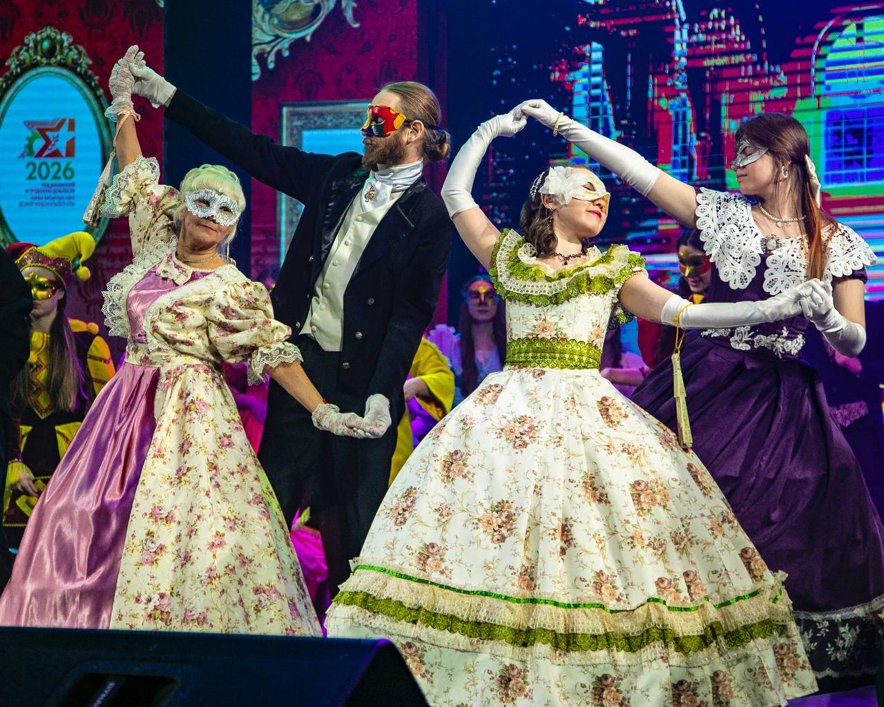 В Нижнекамске отметили День работника культуры В Нижнекамске отметили День работника культуры