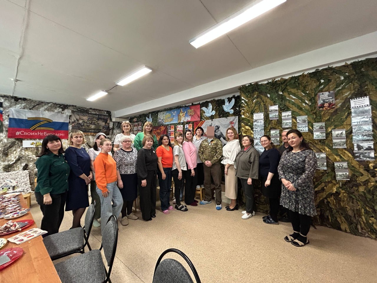 В феврале на базе 61-го детского сада открылся патриотический клуб «Улей», там работает волонтёрская группа «Пчёлки» В феврале на базе 61-го детского сада открылся патриотический клуб «Улей», там работает волонтёрская группа «Пчёлки»