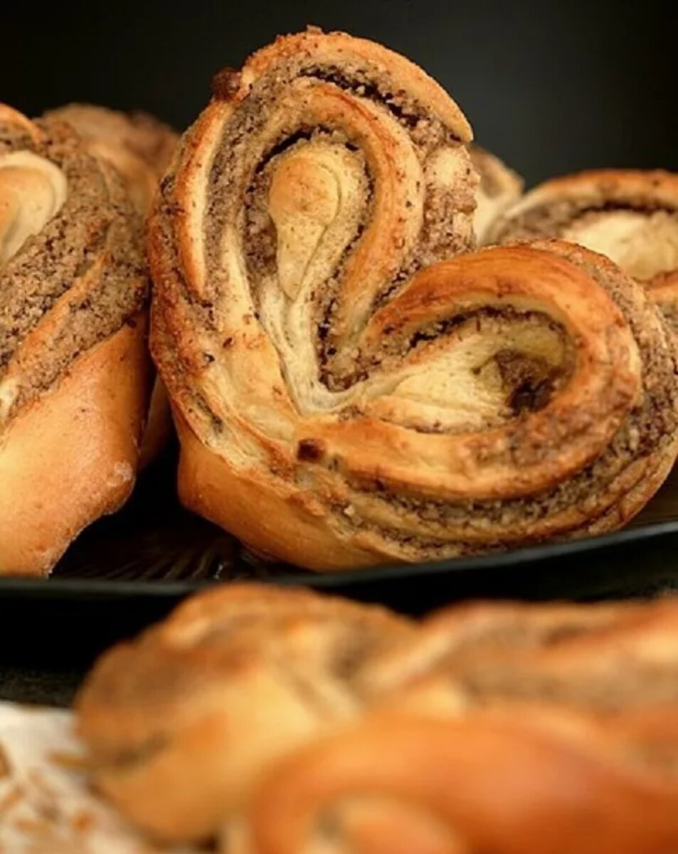 Плюшки с корицей: уютный десерт на любой вкус