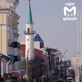 Эти фото, во-первых, со вкусом, во-вторых, с ароматом — Казань весной пахнет именно так