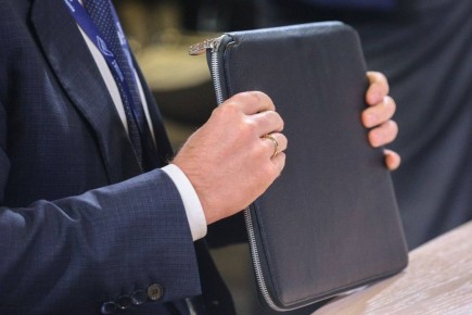 ФНС после 20 мая может начать блокировать счета россиян, которые не подадут декларацию о доходах за 2025 год, сообщила РИА «Новости» юрист Оксана Мучараева