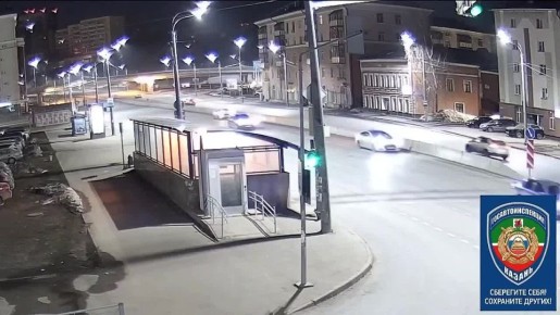 � ������ Lexus ���������� �������� ����������: 3 ��������, 8 ������������ ����