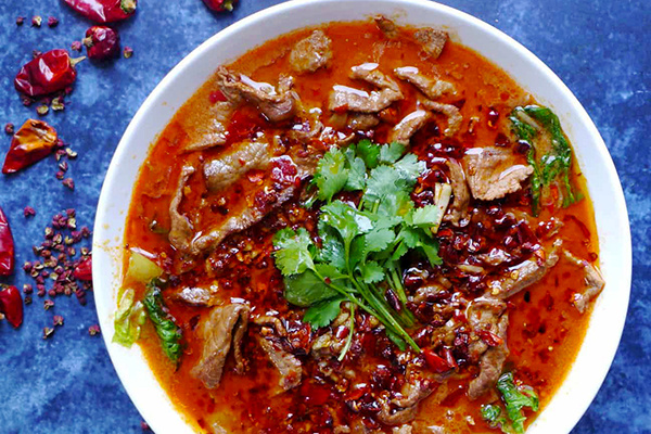 Как приготовить сычуаньскую варёную говядину: восхитительное сочетание остроты и нежности