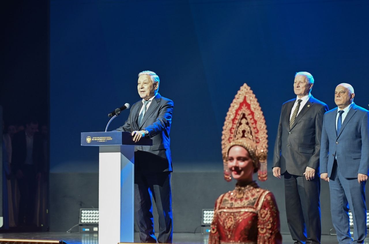 Фарид Мухаметшин открыл Международные соревнования по бильярдному спорту на Кубок Раиса республики Фарид Мухаметшин открыл Международные соревнования по бильярдному спорту на Кубок Раиса республики