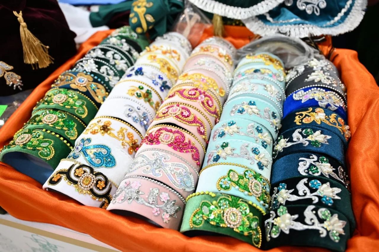 Рустам Минниханов: Встретился с участниками XIV Всероссийского схода предпринимателей из татарских сёл Рустам Минниханов: Встретился с участниками XIV Всероссийского схода предпринимателей из татарских сёл