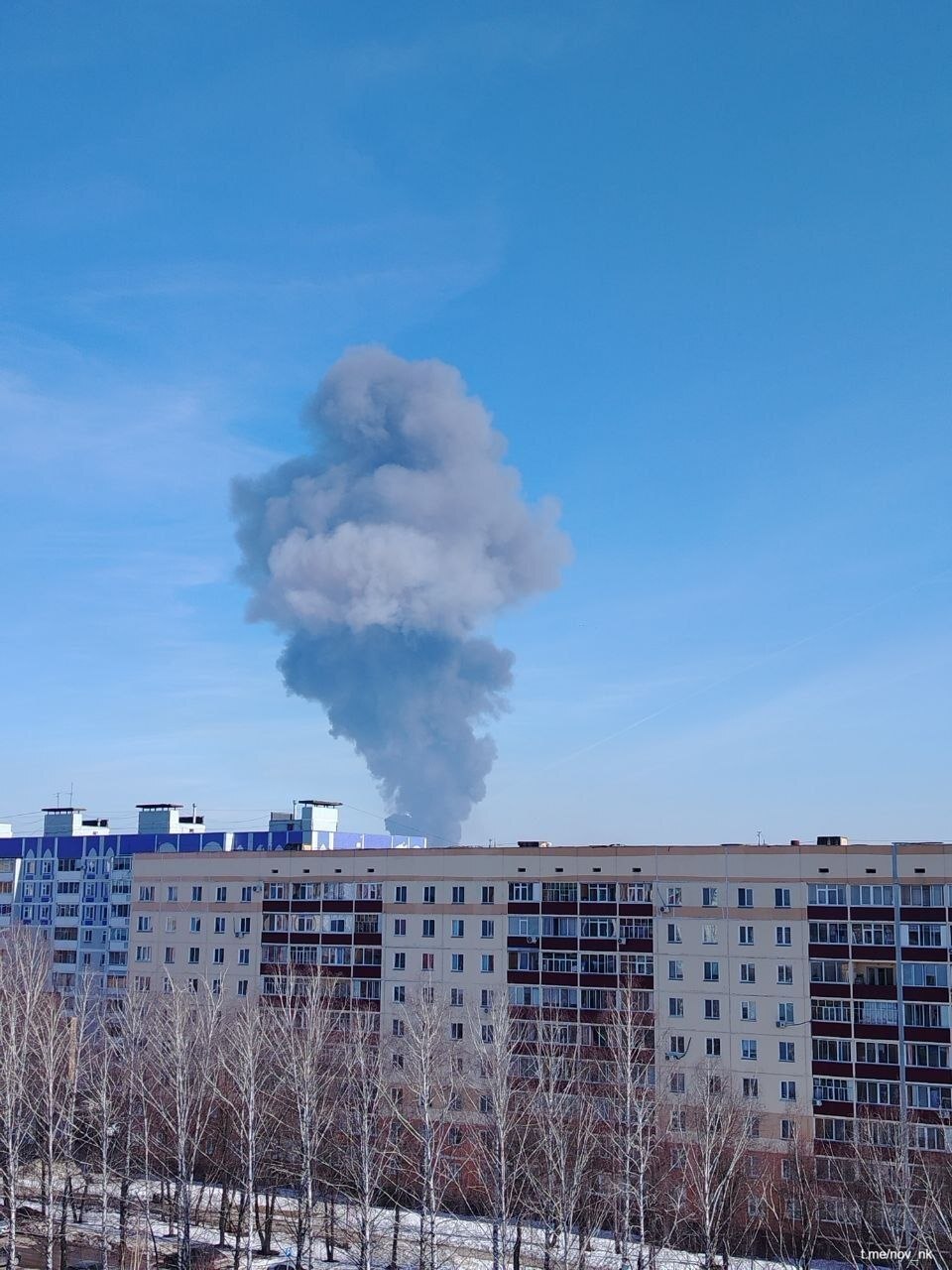 В Нижнекамске горит предприятие «Нижнекамскнефтехим»