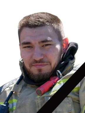 Один пожарный погиб и еще трое пострадали в ходе тушения пожара в Нижнекамске, сообщили ТАСС в МЧС