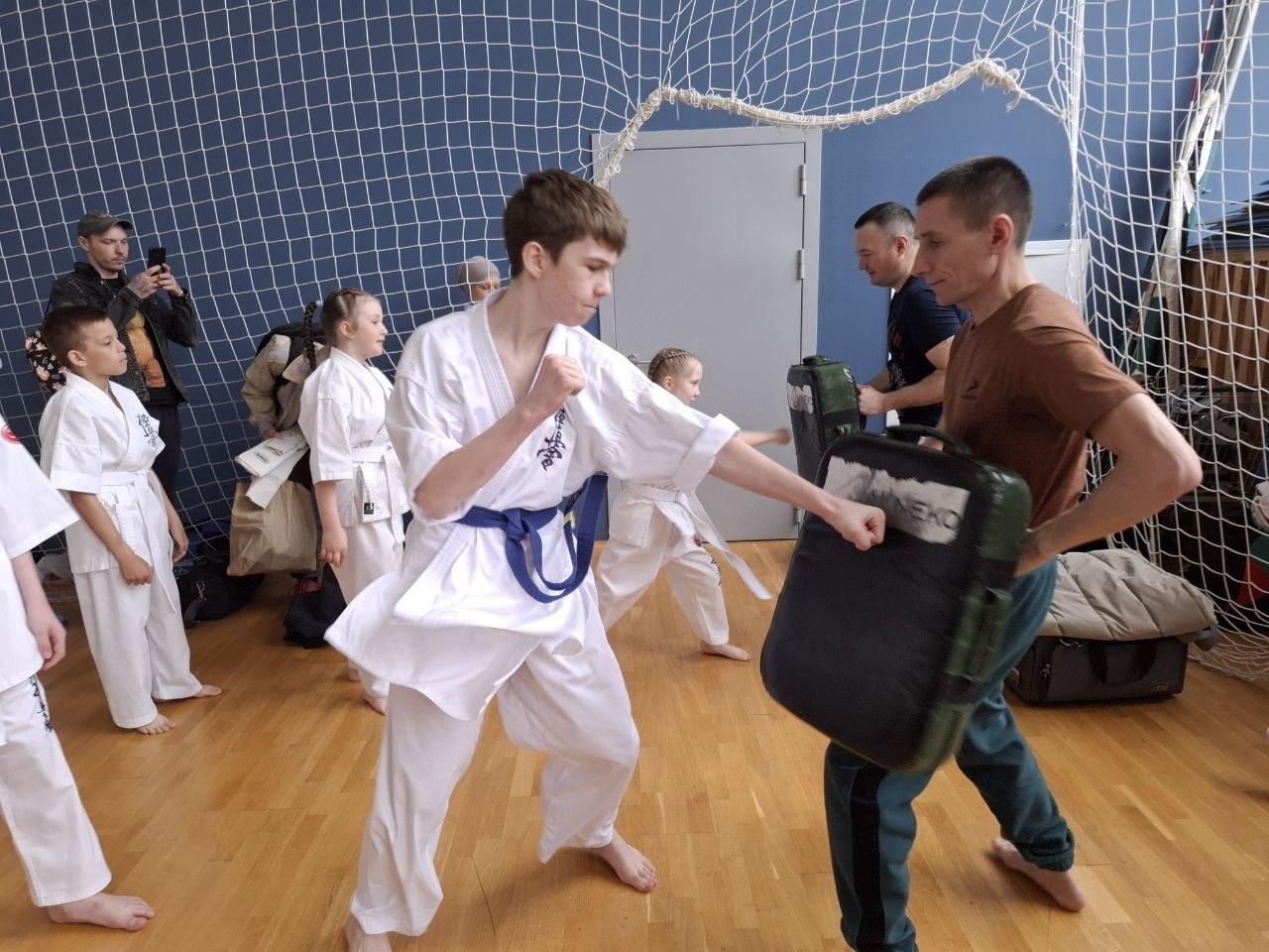 В Нижнекамске проходит республиканский турнир по киокусинкай В Нижнекамске проходит республиканский турнир по киокусинкай