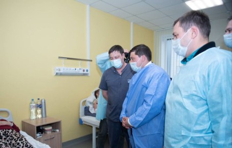 Сегодня вместе с генеральным директором «Нижнекамскнефтехима» Маратом Иниловичем навестили пострадавших в Нижнекамской центральной районной многопрофильной больнице