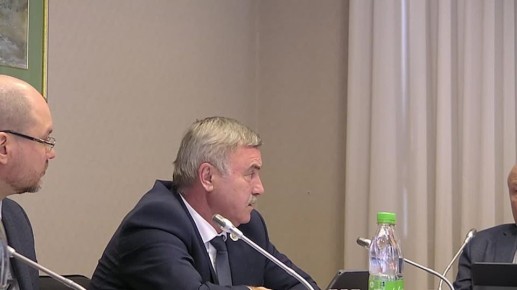 Водители легковушек виноваты в плохом состоянии дорог Казани — так считает глава Минтрана РТ