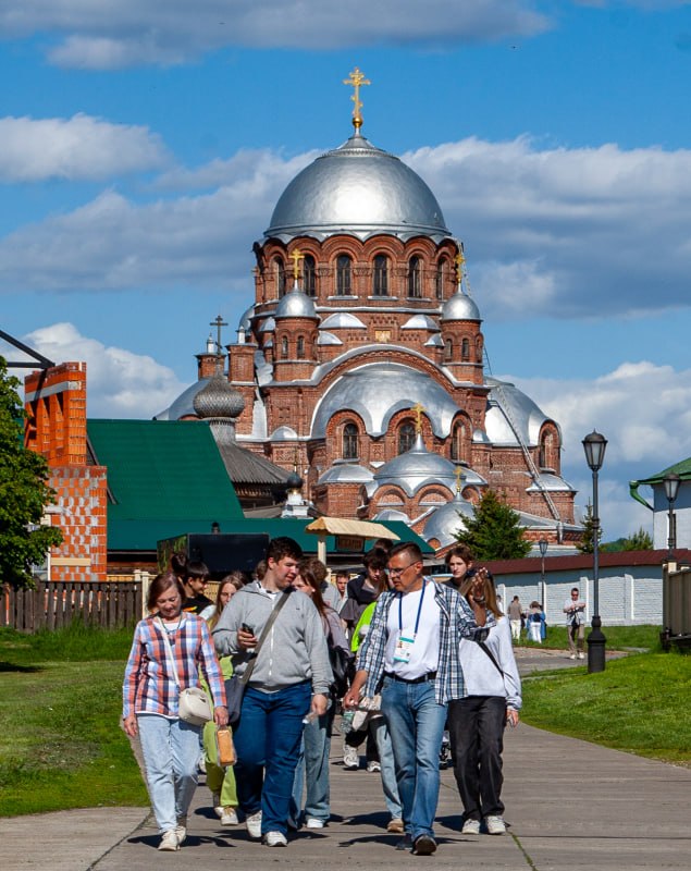 Российский союз туриндустрии обратился в УФАС Татарстана из-за условий работы гидов в Свияжске