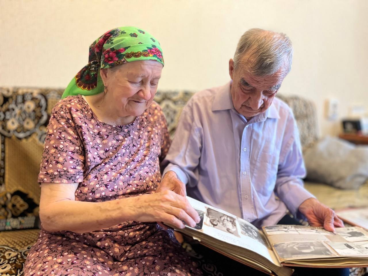 Бриллиантовые истории: 60 лет вместе с Нижнекамском Бриллиантовые истории: 60 лет вместе с Нижнекамском