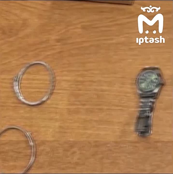 "Картье" и "Булгари" на 5 лямов женщина ООООЧЕНЬ хотела ввезти из Дубая в Казань, но не вышло