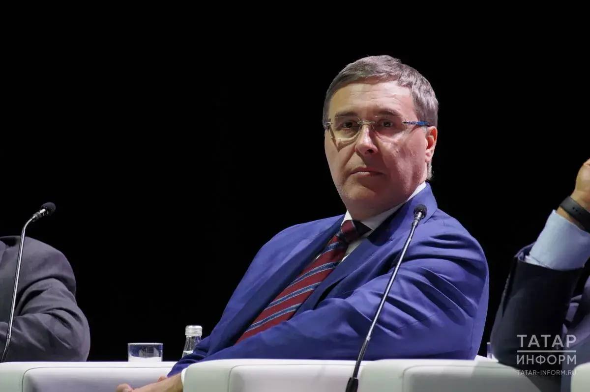 Фурсенко, Фальков и Минниханов стали участниками пленарного заседания РВФ Фурсенко, Фальков и Минниханов стали участниками пленарного заседания РВФ