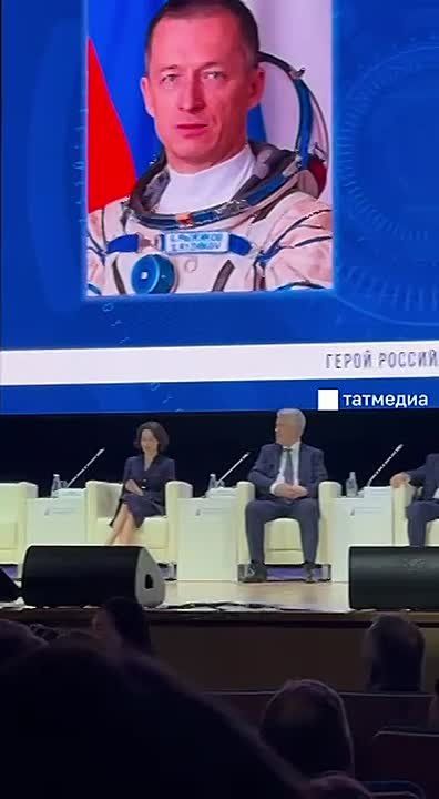 ������ ������� �������� ������������� ���� ������������