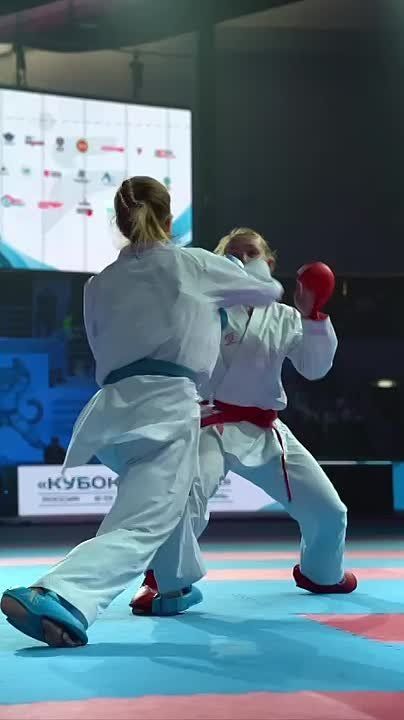 ����� 2000 ����������� �� 16 ����� ��������� ������� � ������������� ������� �� ������ ������ �� ����