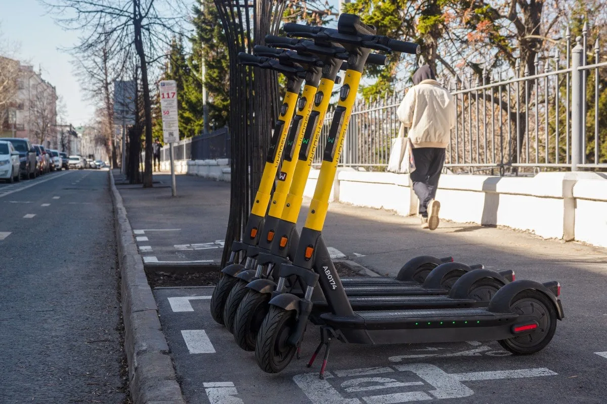 В Казани открыли сезон электросамокатов
