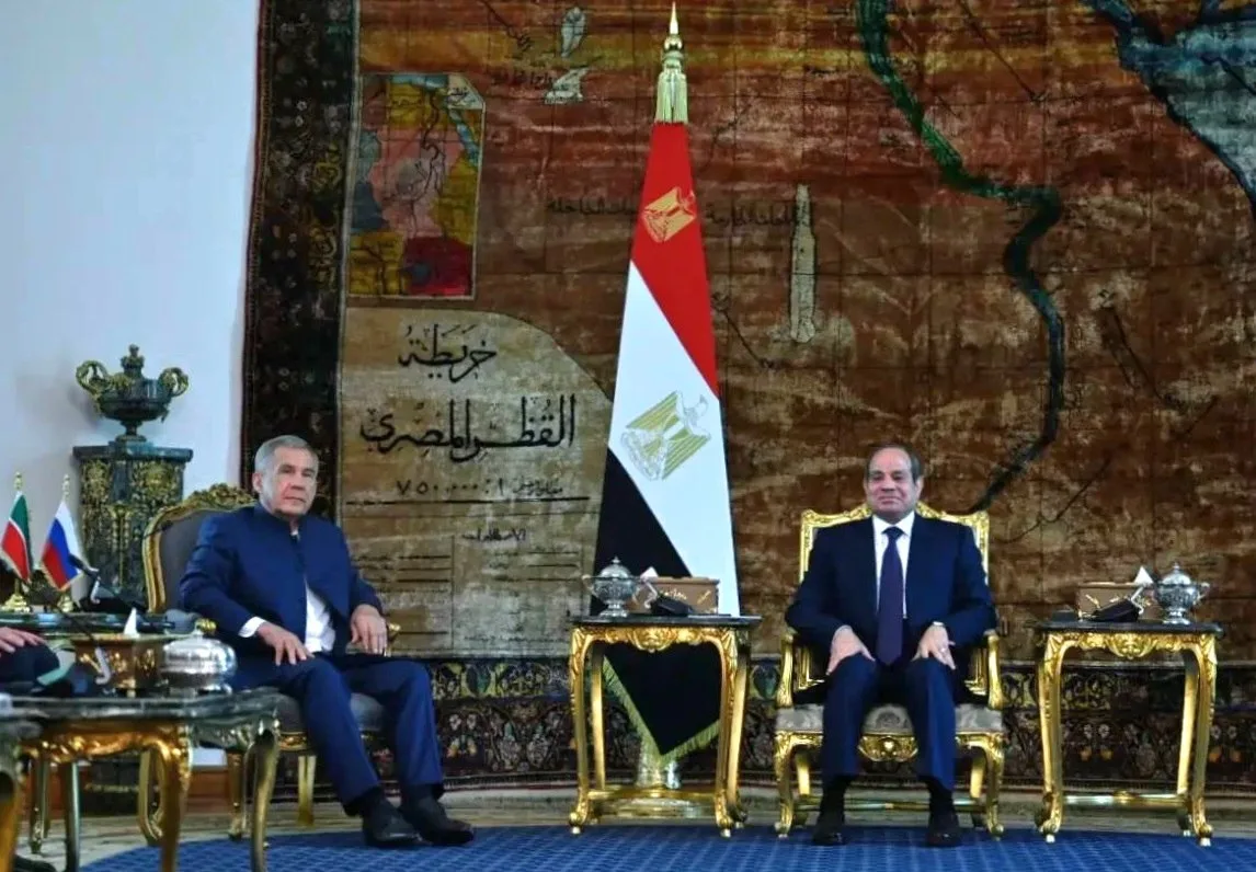 Рустам Минниханов: Провели встречу с Президентом Арабской Республики Египет Абдель Фаттахом Ас-Сиси! Египет - один из ключевых партнеров России на Африканском континенте и арабском мире