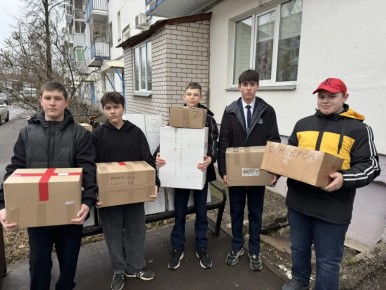 Сегодня волонтёры отправляют гуманитарный груз для жителей Лисичанска и Рубежного