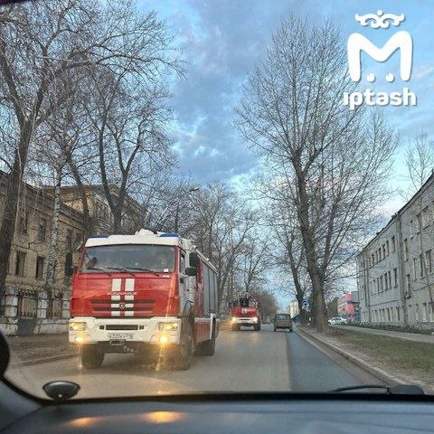 Взрыв произошёл в Авиастроительном районе, говорят очевидцы