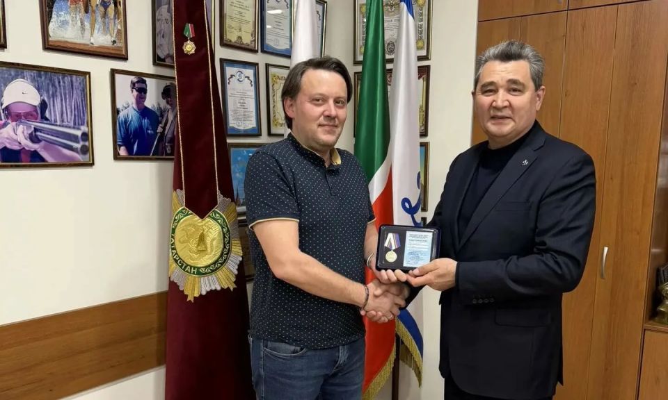 �������� ���-������ ��������� ������� 100-����� ��� ������� ��