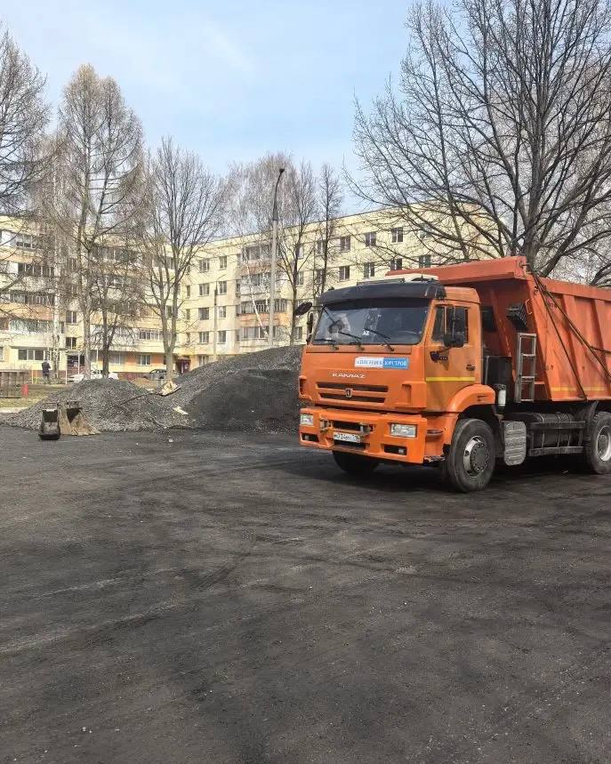 В Нижнекамске стартовали работы по республиканской программе «Наш двор» В Нижнекамске стартовали работы по республиканской программе «Наш двор»