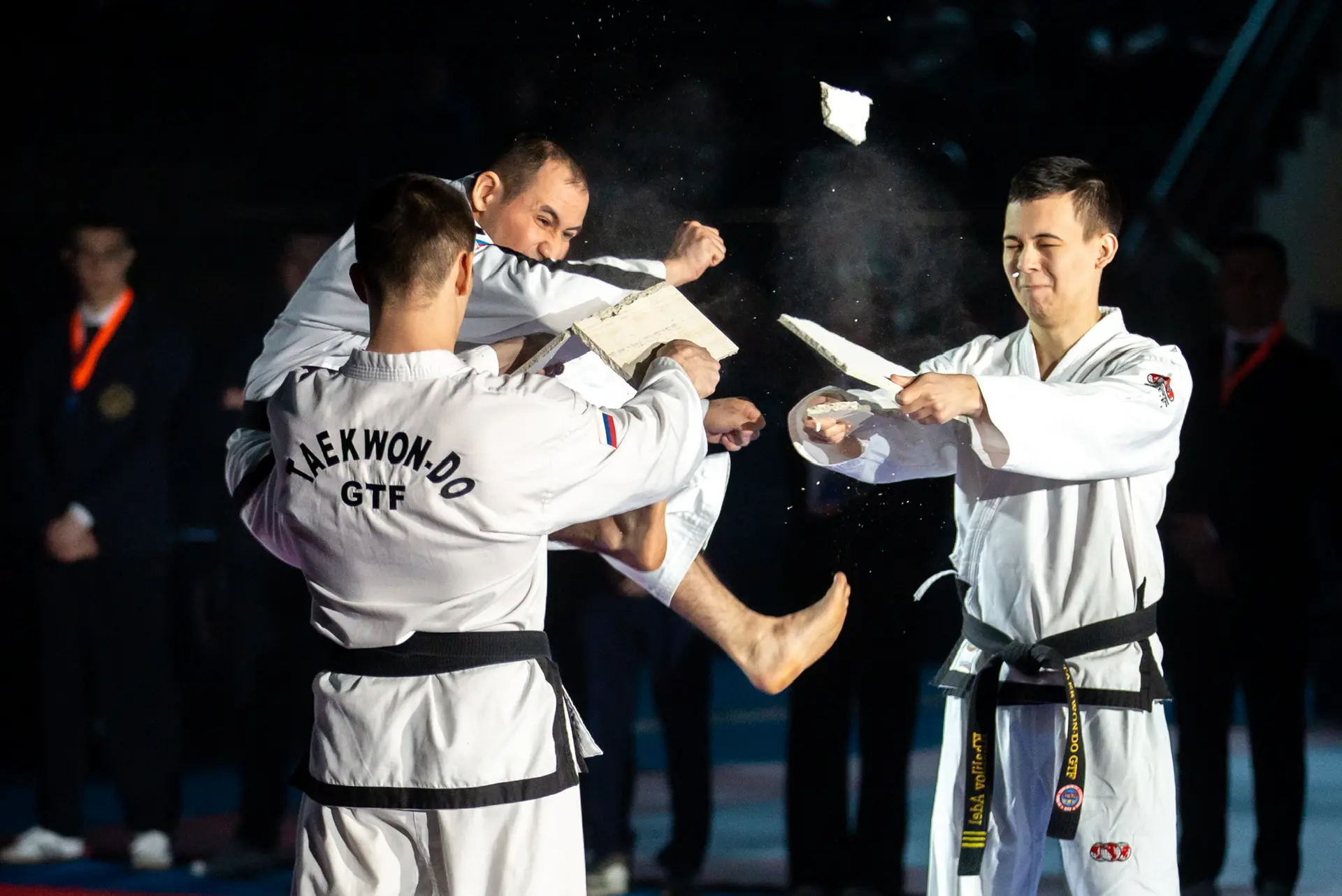 Более 2000 тхэкводистов борются за выход на международную арену в Казани