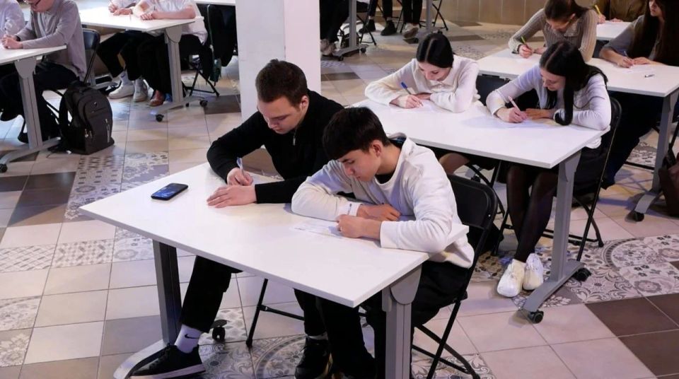 � ����������� ������ ��������� ������������� ����� ���������� �������