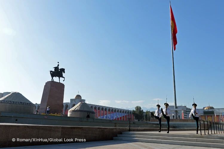 ������ � ������ ����� ��������-�����������