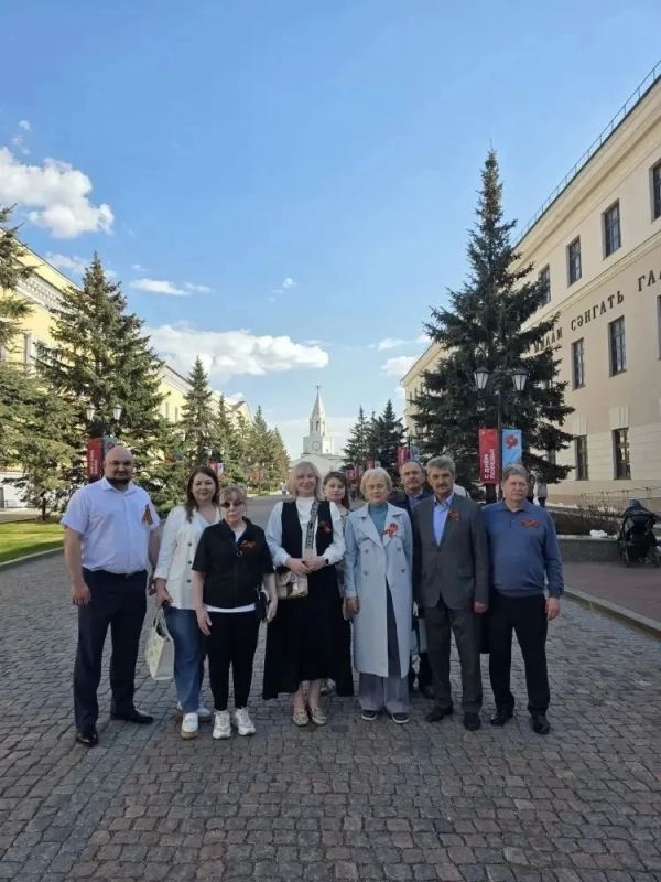 Память сквозь года: ветераны прокуратуры Татарстана почтили героев Великой Отечественной войны Память сквозь года: ветераны прокуратуры Татарстана почтили героев Великой Отечественной войны