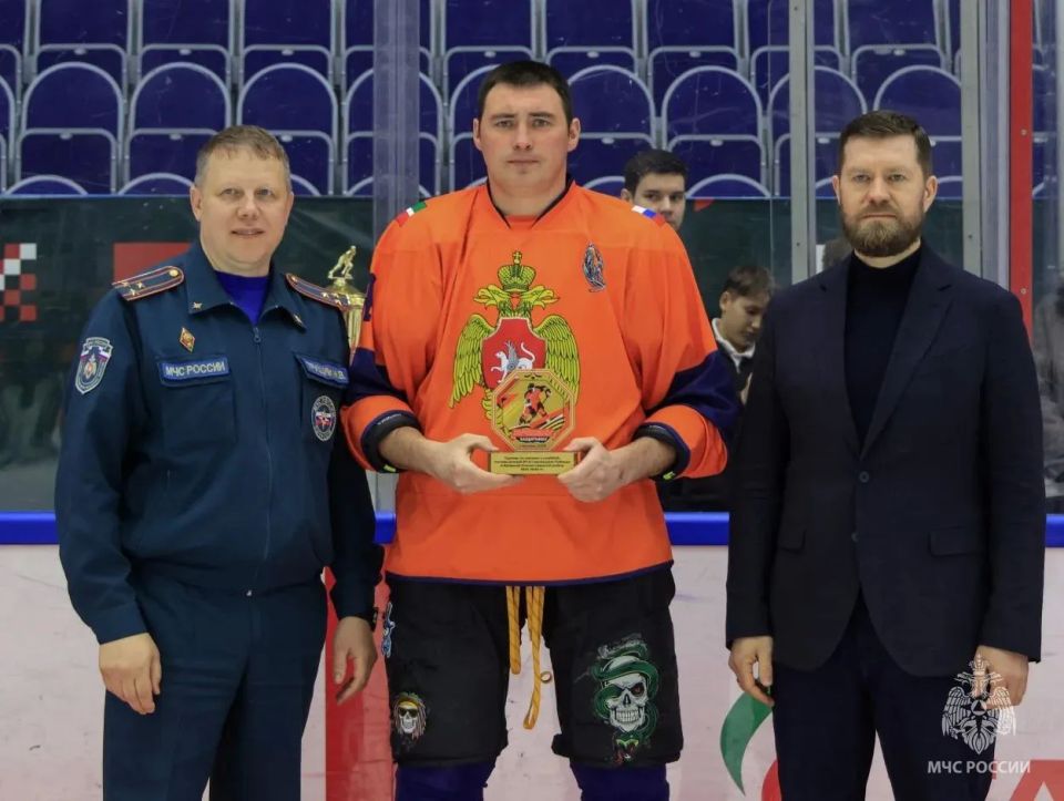 Хоккейный турнир ко Дню Великой Победы Хоккейный турнир ко Дню Великой Победы