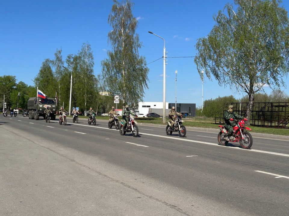 В Нижнекамске завершается подготовка к празднованию Дня Победы В Нижнекамске завершается подготовка к празднованию Дня Победы