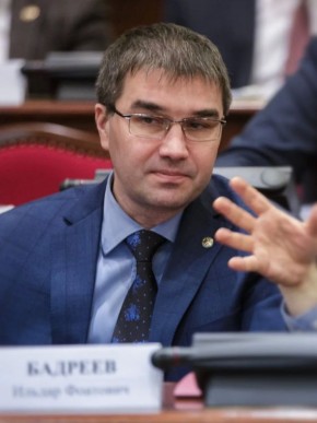 На 52-м году жизни умер экс-врио начальника управления загса РТ Ильдар Бадреев