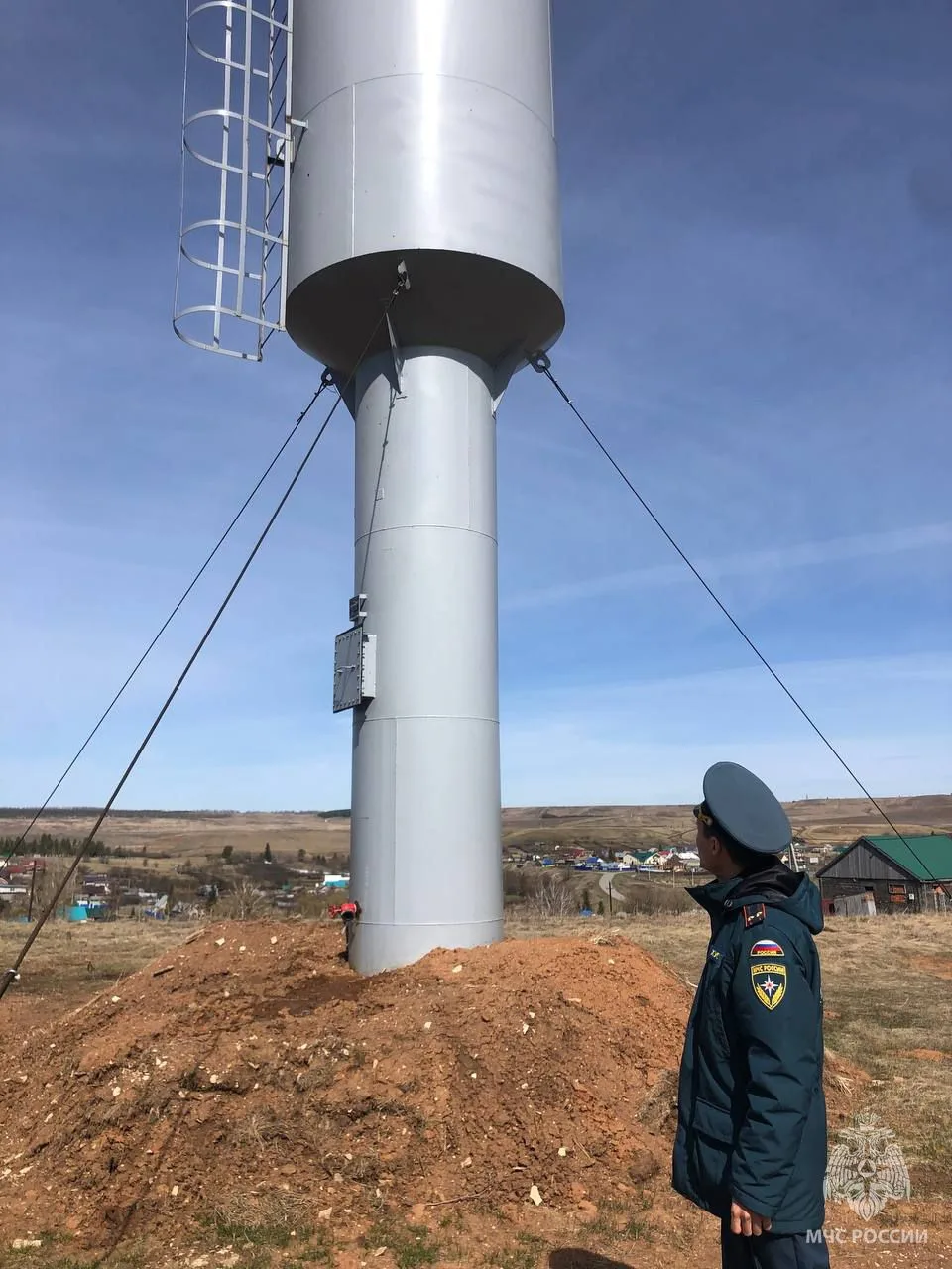 Правила безопасности весной и летом Правила безопасности весной и летом