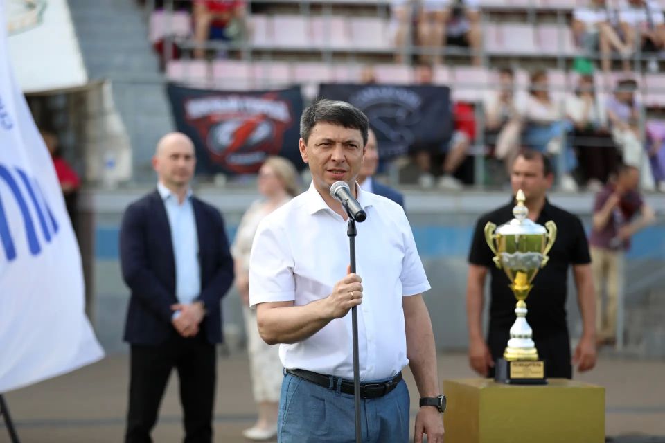 Более 500 юных регбистов принимают участие в «Кубке Казанского Кремля» Более 500 юных регбистов принимают участие в «Кубке Казанского Кремля»