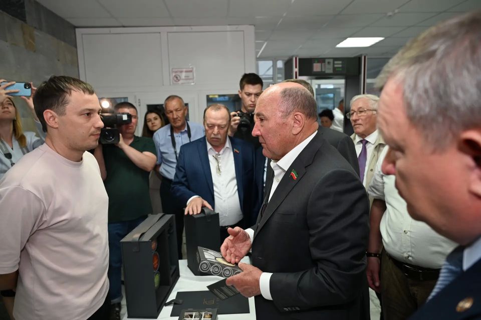 Марат Ахметов в Новошешминске дал старт зональным совещаниям по поддержке деловой активности сельчан Марат Ахметов в Новошешминске дал старт зональным совещаниям по поддержке деловой активности сельчан