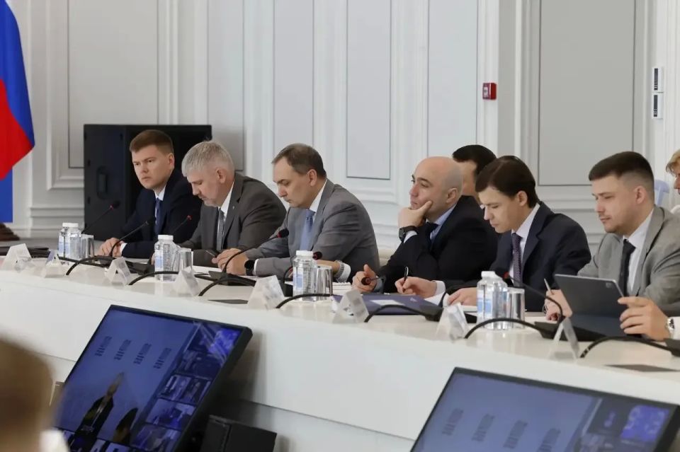 В Минстрое России прошло еженедельное оперативное совещание под председательством Министра строительства и ЖКХ РФ Ирека Файзуллина В Минстрое России прошло еженедельное оперативное совещание под председательством Министра строительства и ЖКХ РФ Ирека Файзуллина