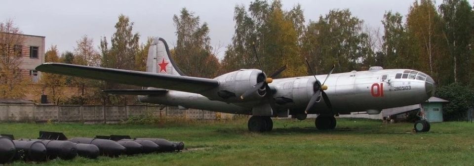 19 мая 1947 года первый полет первого советского стратегического бомбардировщика Ту-4 19 мая 1947 года первый полет первого советского стратегического бомбардировщика Ту-4