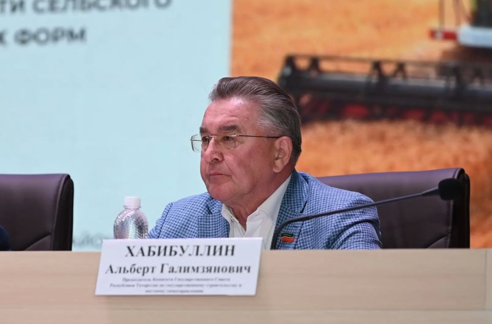 Марат Ахметов: «Вопросами повышения деловой активности на селе должны заниматься все органы власти» Марат Ахметов: «Вопросами повышения деловой активности на селе должны заниматься все органы власти»