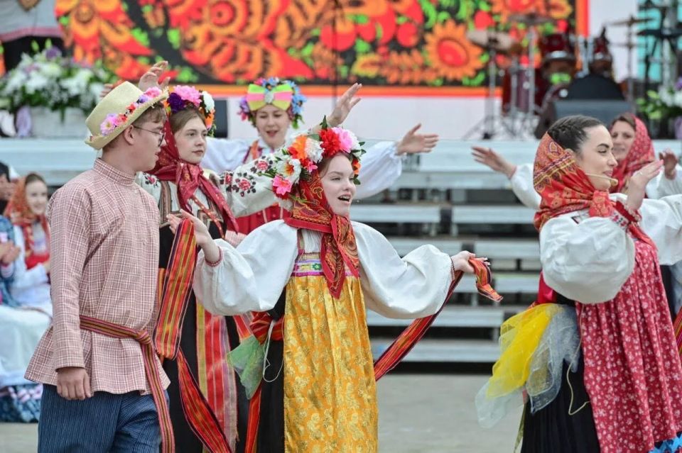 Прямая трансляция Русского народного праздника «Каравон» по ссылке