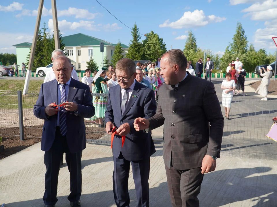 Экзам Губайдуллин посетил с рабочим визитом Арский район Экзам Губайдуллин посетил с рабочим визитом Арский район