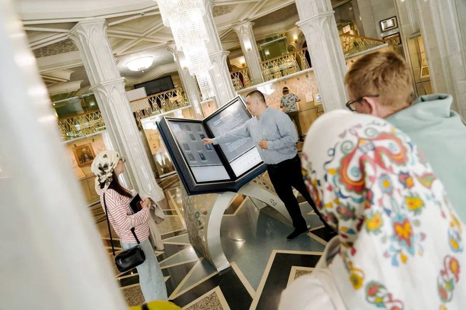 В музее-заповеднике «Казанский Кремль» стартовал художественный пленэр В музее-заповеднике «Казанский Кремль» стартовал художественный пленэр