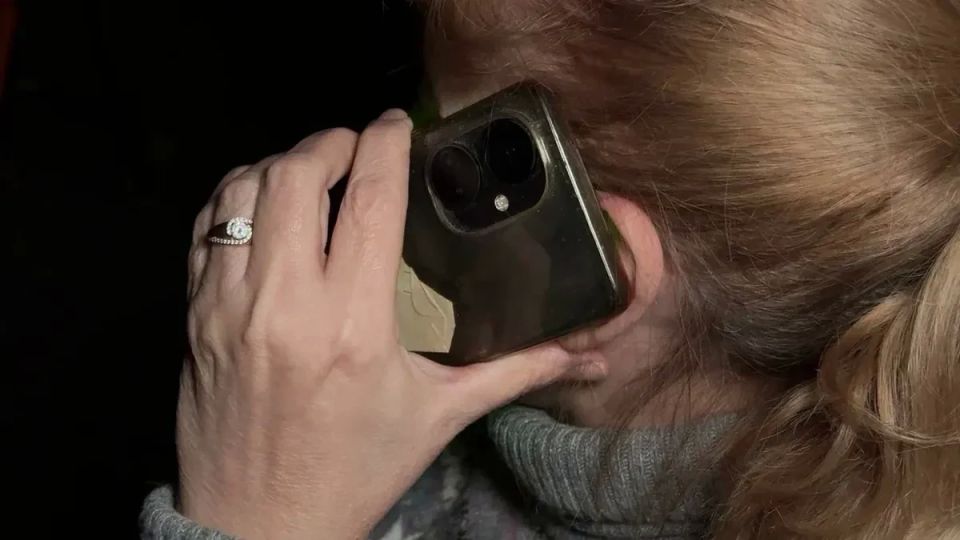 77-летняя жительница Нижнекамска попалась на уловки аферистов, действовавших по схеме «родственник попал в ДТП»
