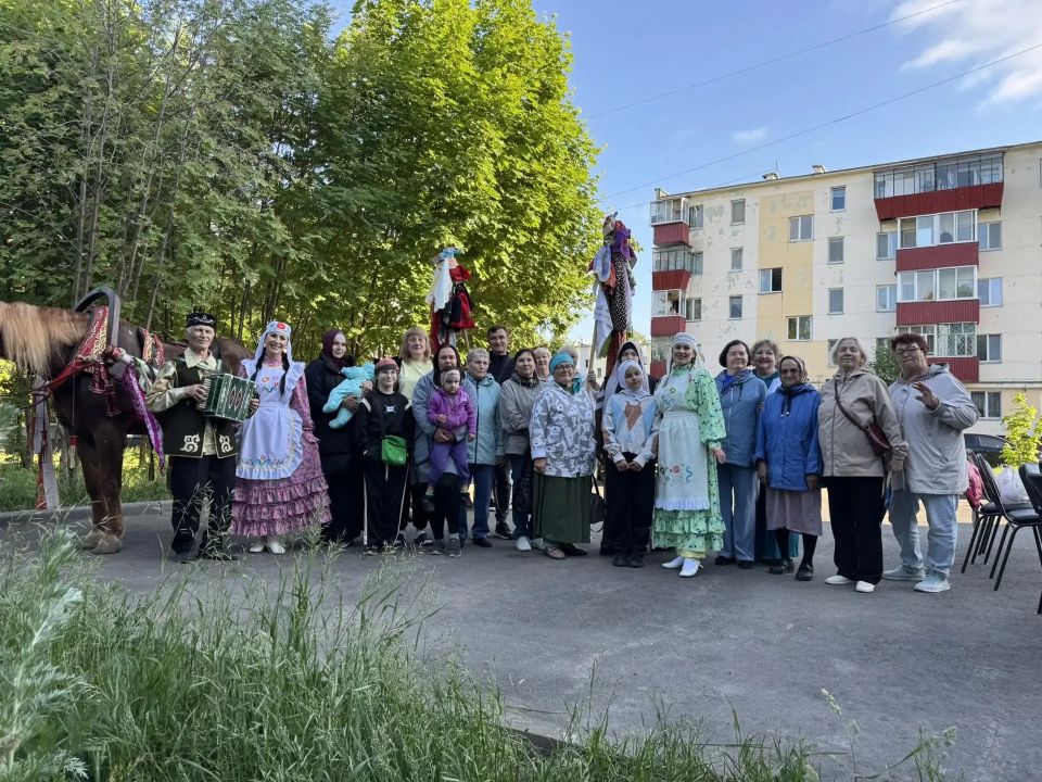 В Нижнекамске проходит сбор подарков на Сабантуй В Нижнекамске проходит сбор подарков на Сабантуй